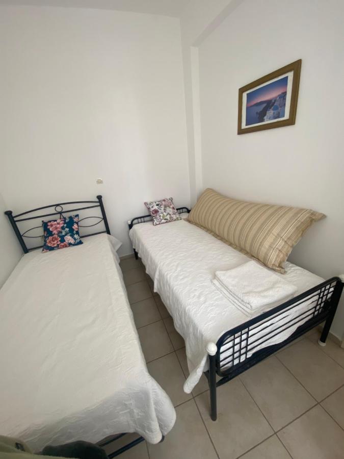 Aeolos Apartments อาโกรตีรี ภายนอก รูปภาพ