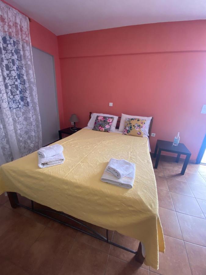 Aeolos Apartments อาโกรตีรี ภายนอก รูปภาพ