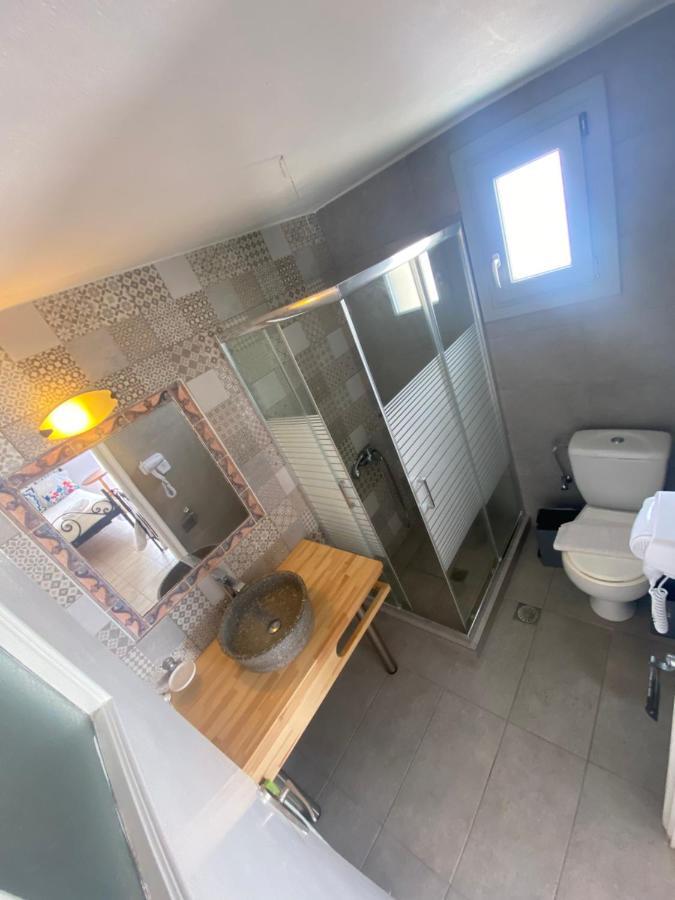 Aeolos Apartments อาโกรตีรี ภายนอก รูปภาพ