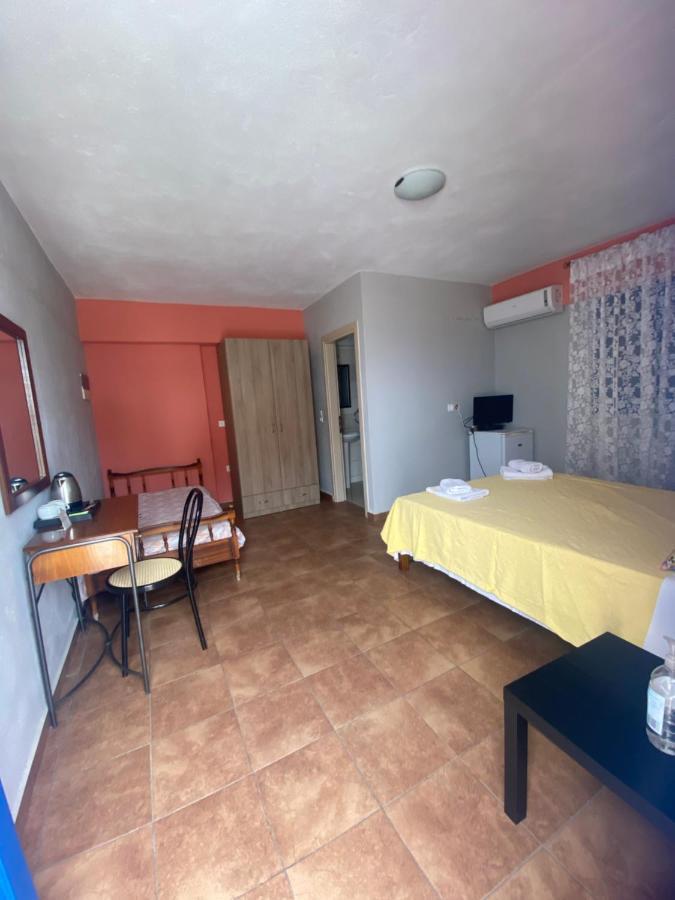 Aeolos Apartments อาโกรตีรี ภายนอก รูปภาพ